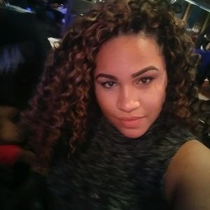 Meet your Posher, Stefanie